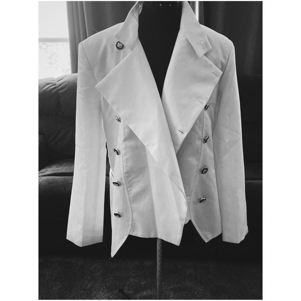 Double Breasted White Coat - image 2